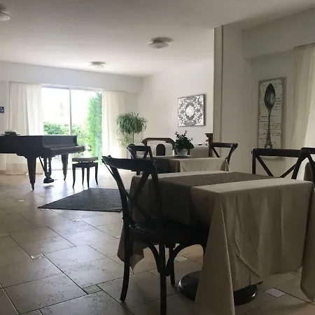 Apartament Carlton.4 *